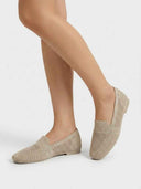 Drune | Callie Orthopädische Schuhe - angled view showing details.